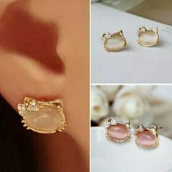 🎀Charming Opal Hello Kitty Studs - Picture 2 of 8